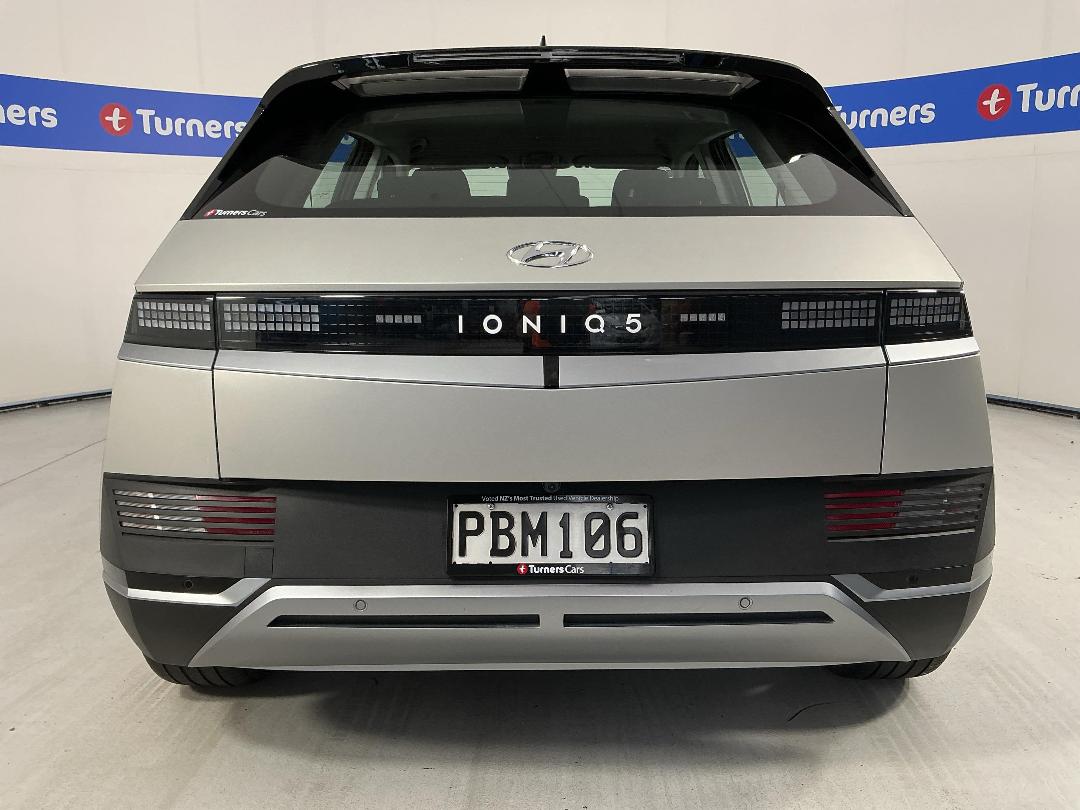 Photo '6' of Hyundai Ioniq 5 Photo '6' of Hyundai Ioniq 5