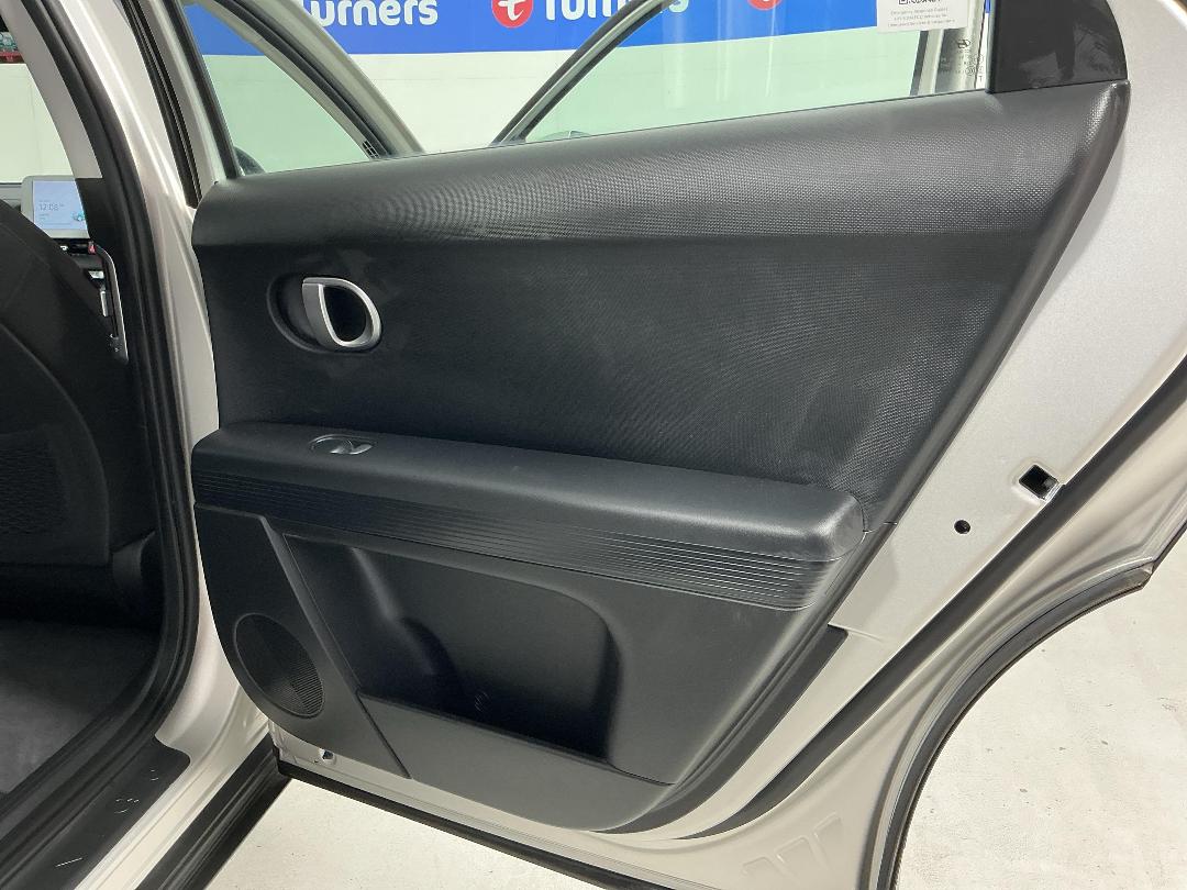 Photo '19' of Hyundai Ioniq 5 Photo '19' of Hyundai Ioniq 5