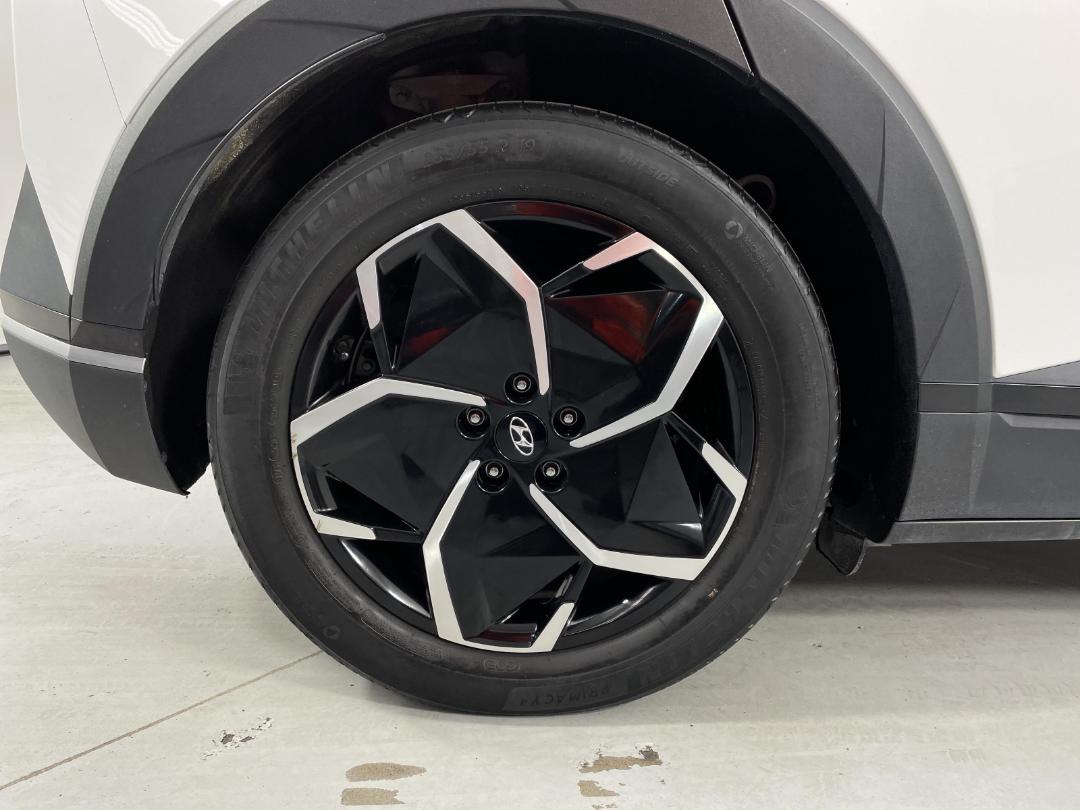 Photo '12' of Hyundai Ioniq 5 Photo '12' of Hyundai Ioniq 5