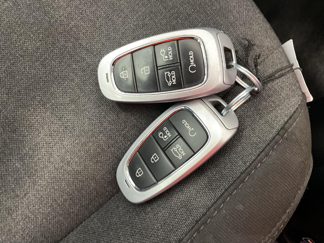 Photo '22' of Hyundai Ioniq 5 Photo '22' of Hyundai Ioniq 5