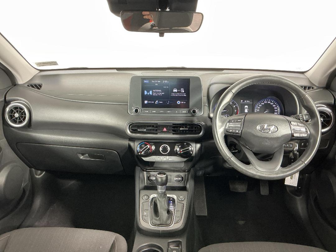 Photo '17' of Hyundai Kona Photo '17' of Hyundai Kona