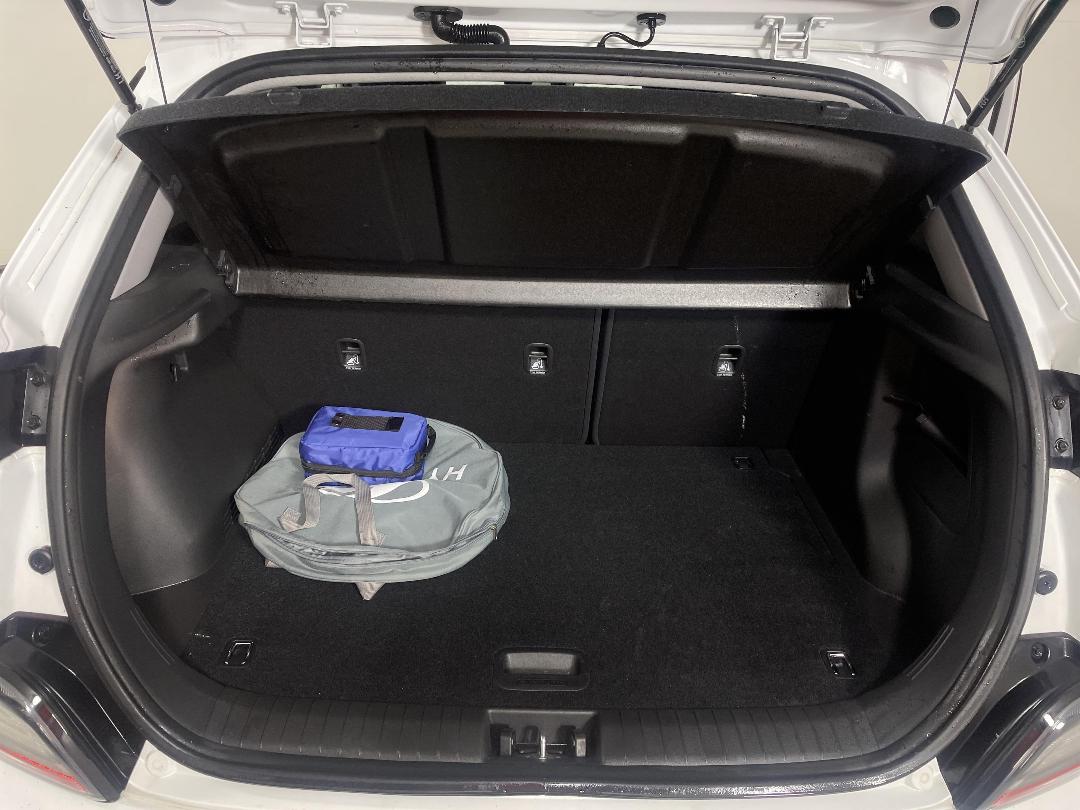 Photo '14' of Hyundai Kona