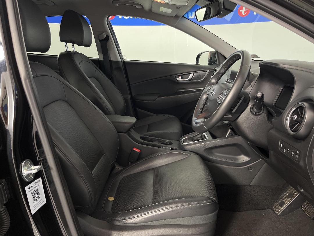 Photo '16' of Hyundai Kona Photo '16' of Hyundai Kona