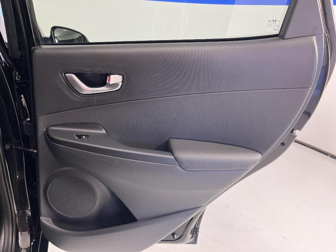 Photo '19' of Hyundai Kona Photo '19' of Hyundai Kona