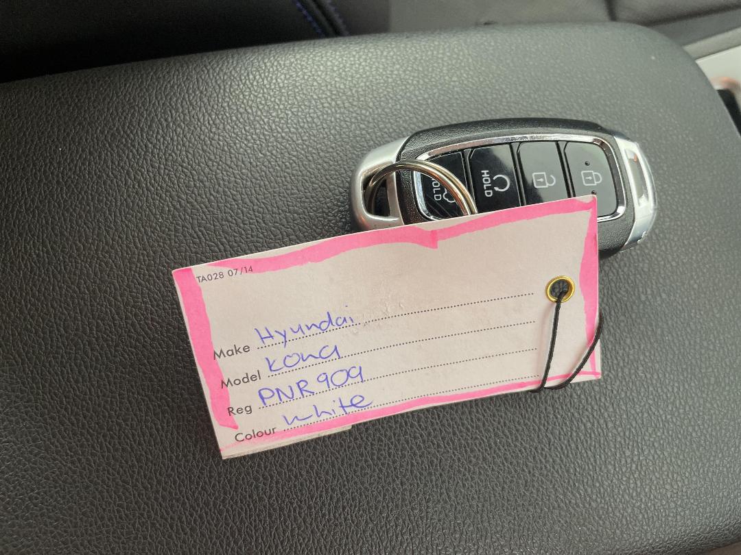 Photo '22' of Hyundai Kona