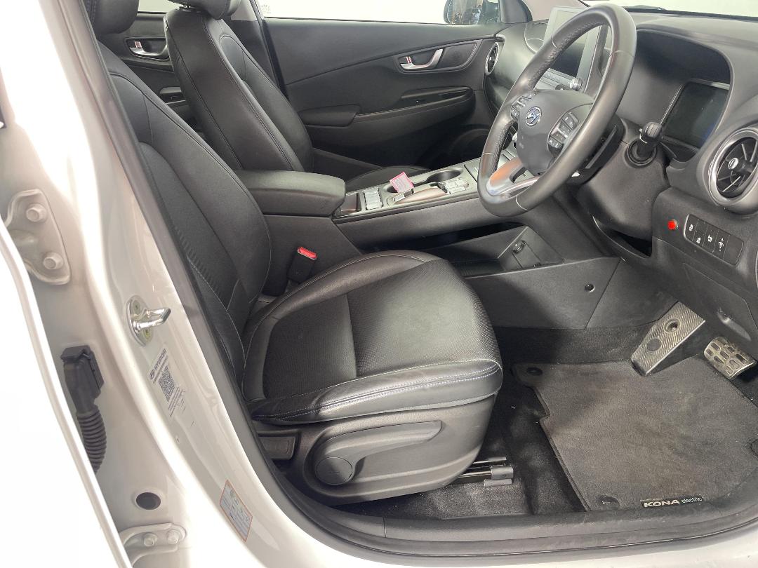 Photo '16' of Hyundai Kona