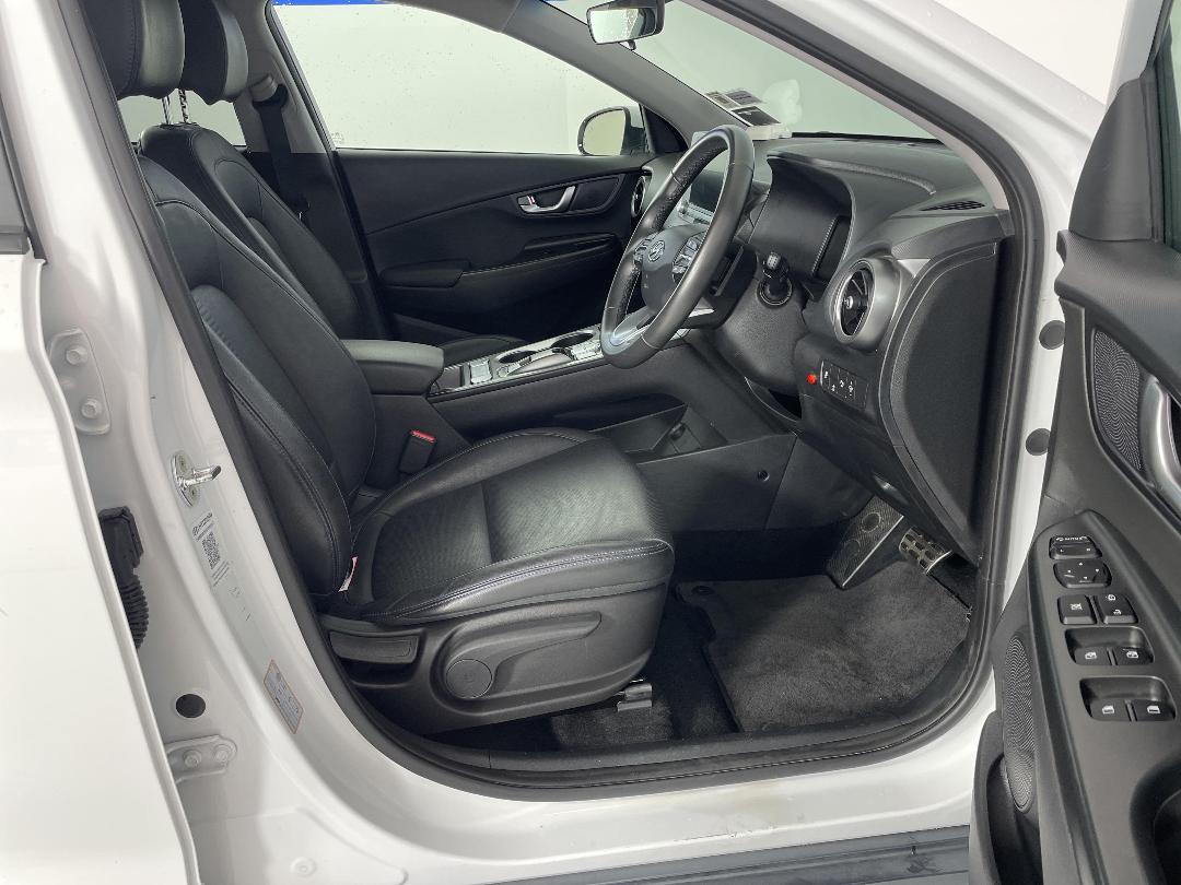 Photo '16' of Hyundai Kona