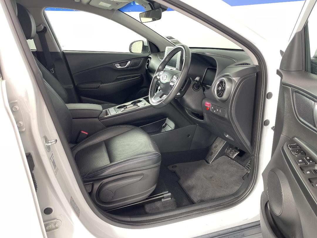 Photo '16' of Hyundai Kona