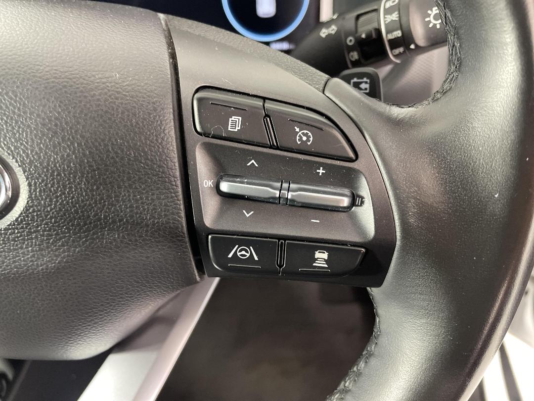 Photo '24' of Hyundai Kona