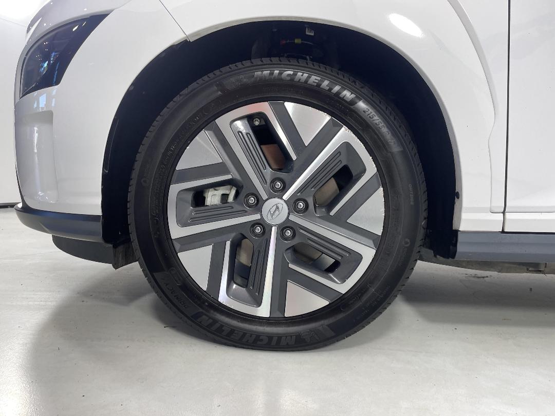 Photo '10' of Hyundai Kona