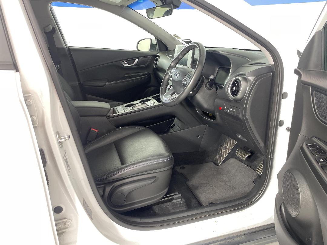 Photo '16' of Hyundai Kona