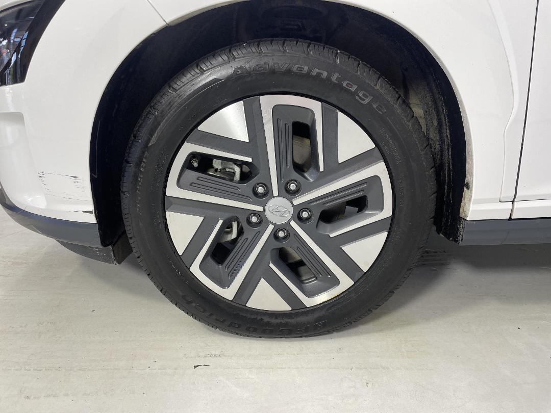 Photo '10' of Hyundai Kona Photo '10' of Hyundai Kona