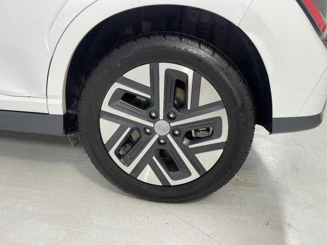 Photo '11' of Hyundai Kona Photo '11' of Hyundai Kona