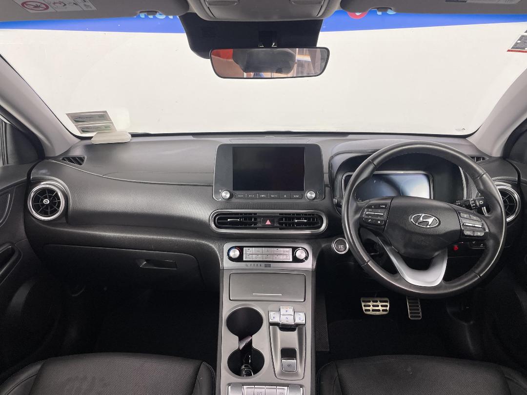 Photo '17' of Hyundai Kona Photo '17' of Hyundai Kona