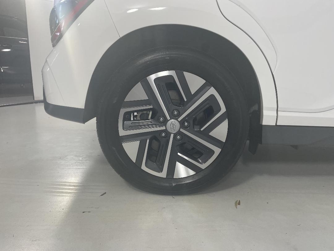 Photo '12' of Hyundai Kona