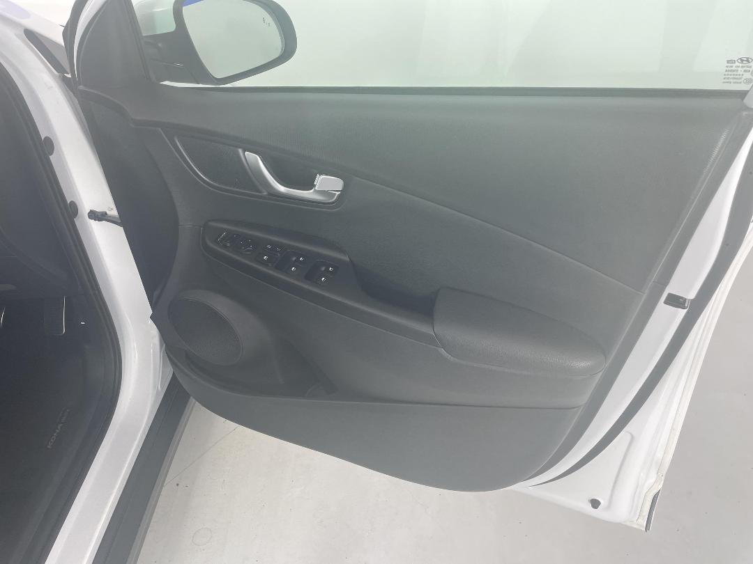 Photo '15' of Hyundai Kona