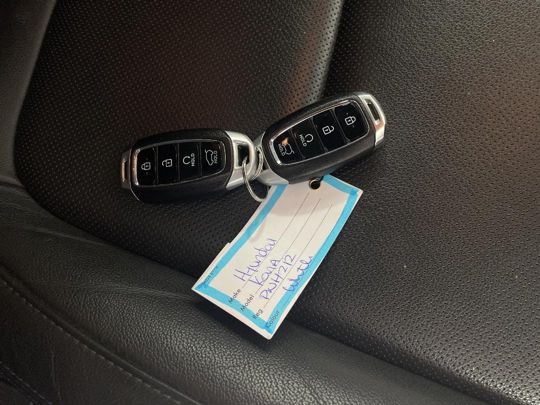 Photo '22' of Hyundai Kona