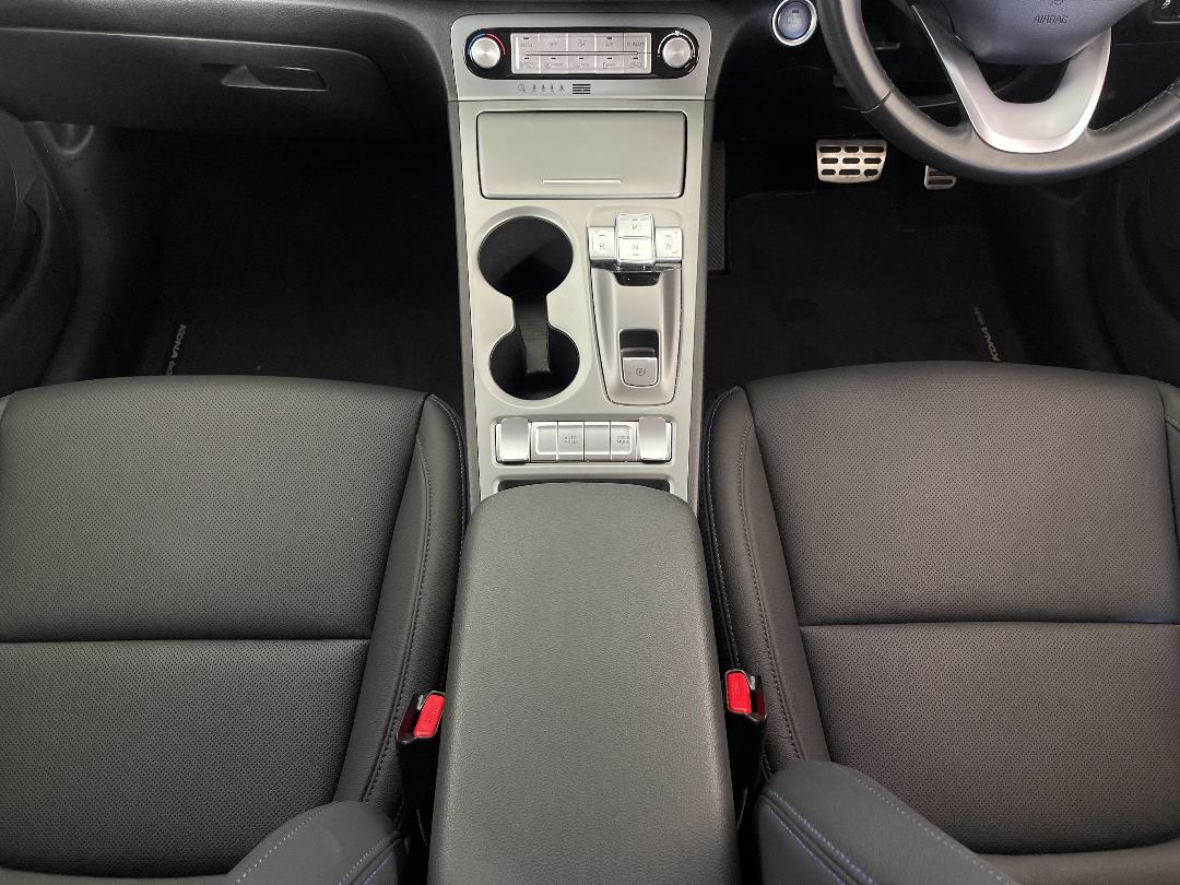 Photo '18' of Hyundai Kona