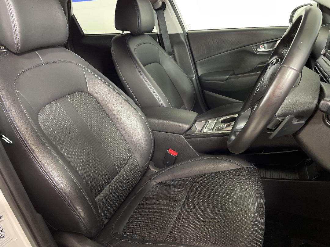 Photo '16' of Hyundai Kona