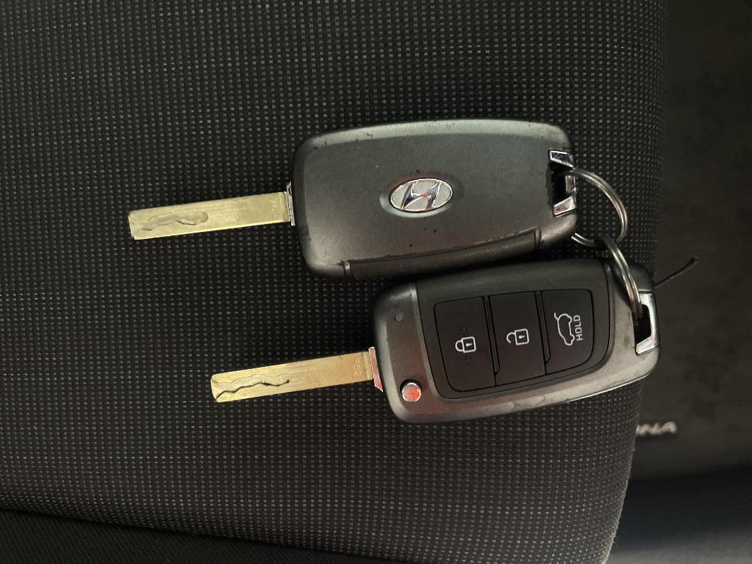 Photo '22' of Hyundai Kona Photo '22' of Hyundai Kona