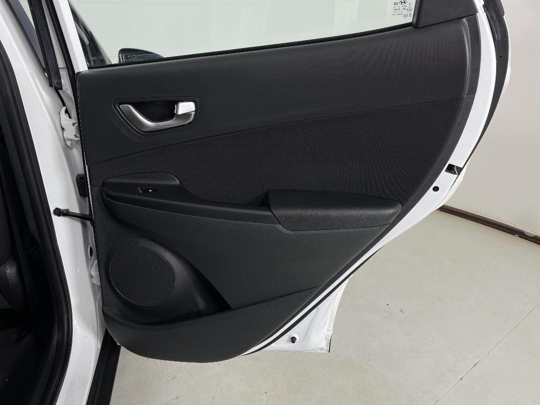 Photo '19' of Hyundai Kona Photo '19' of Hyundai Kona