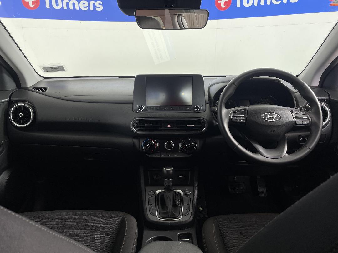 Photo '17' of Hyundai Kona Photo '17' of Hyundai Kona