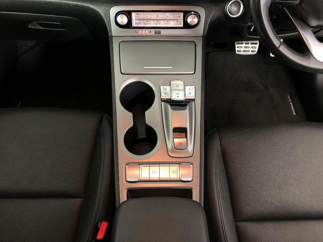 Photo '18' of Hyundai Kona