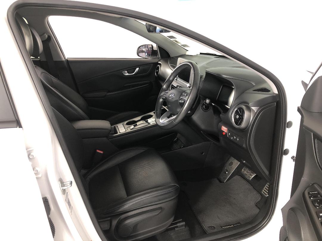 Photo '16' of Hyundai Kona