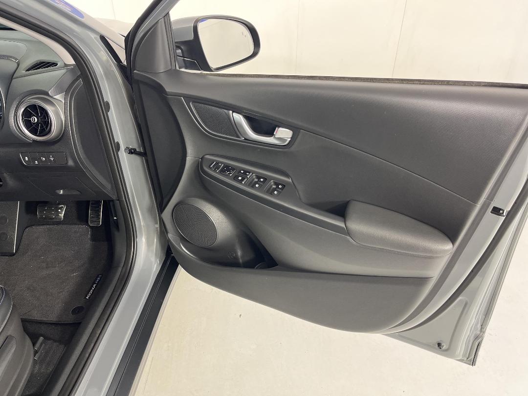 Photo '15' of Hyundai Kona