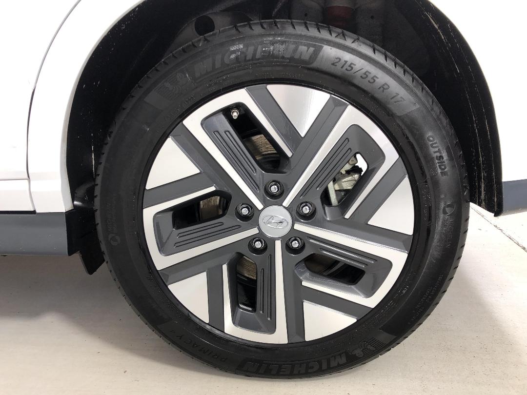 Photo '11' of Hyundai Kona Photo '11' of Hyundai Kona