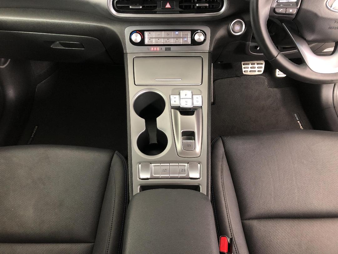 Photo '18' of Hyundai Kona Photo '18' of Hyundai Kona