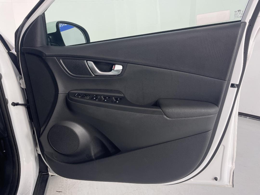 Photo '15' of Hyundai Kona