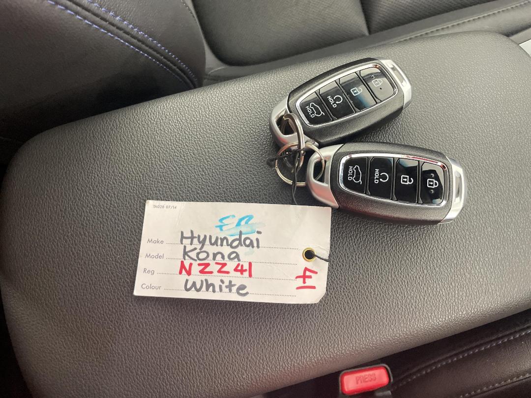 Photo '22' of Hyundai Kona