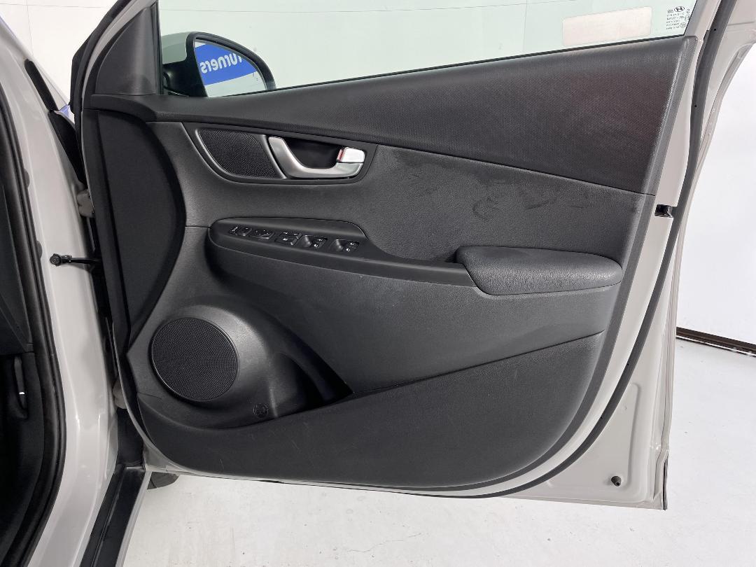 Photo '15' of Hyundai Kona