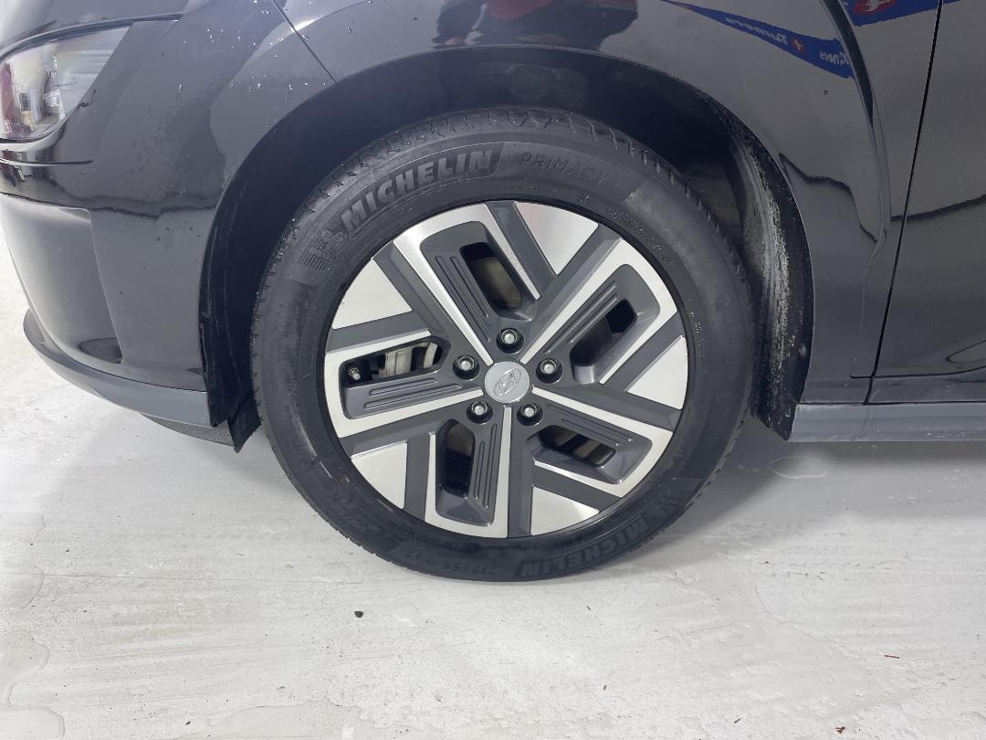 Photo '10' of Hyundai Kona Photo '10' of Hyundai Kona