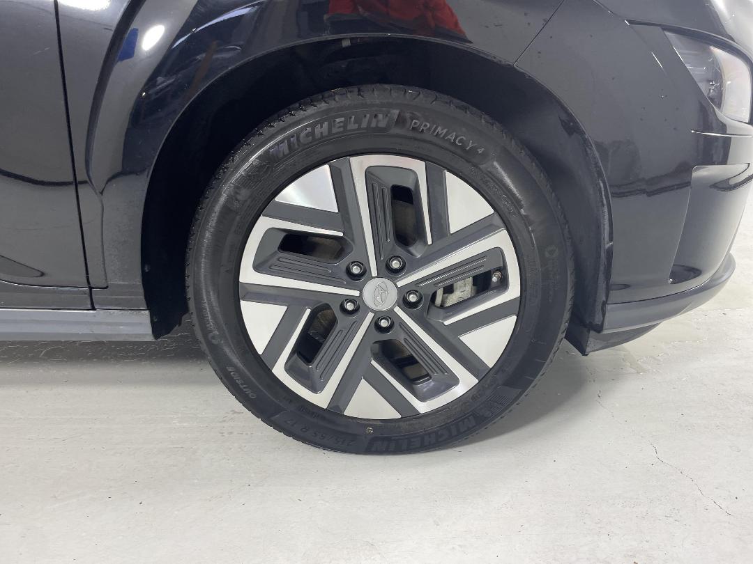 Photo '9' of Hyundai Kona Photo '9' of Hyundai Kona