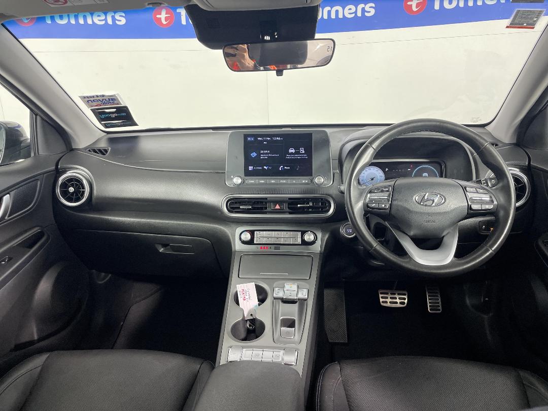 Photo '17' of Hyundai Kona Photo '17' of Hyundai Kona