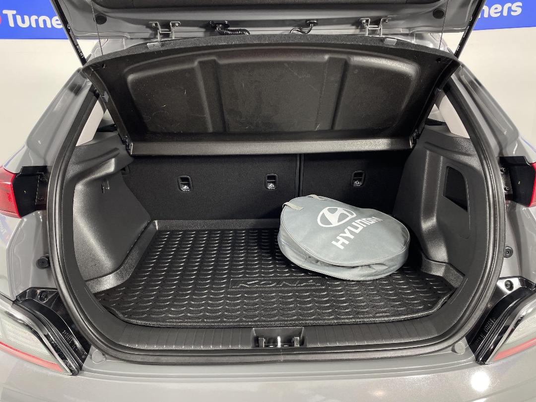 Photo '14' of Hyundai Kona Photo '14' of Hyundai Kona