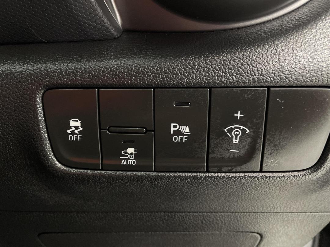 Photo '24' of Hyundai Kona Photo '24' of Hyundai Kona