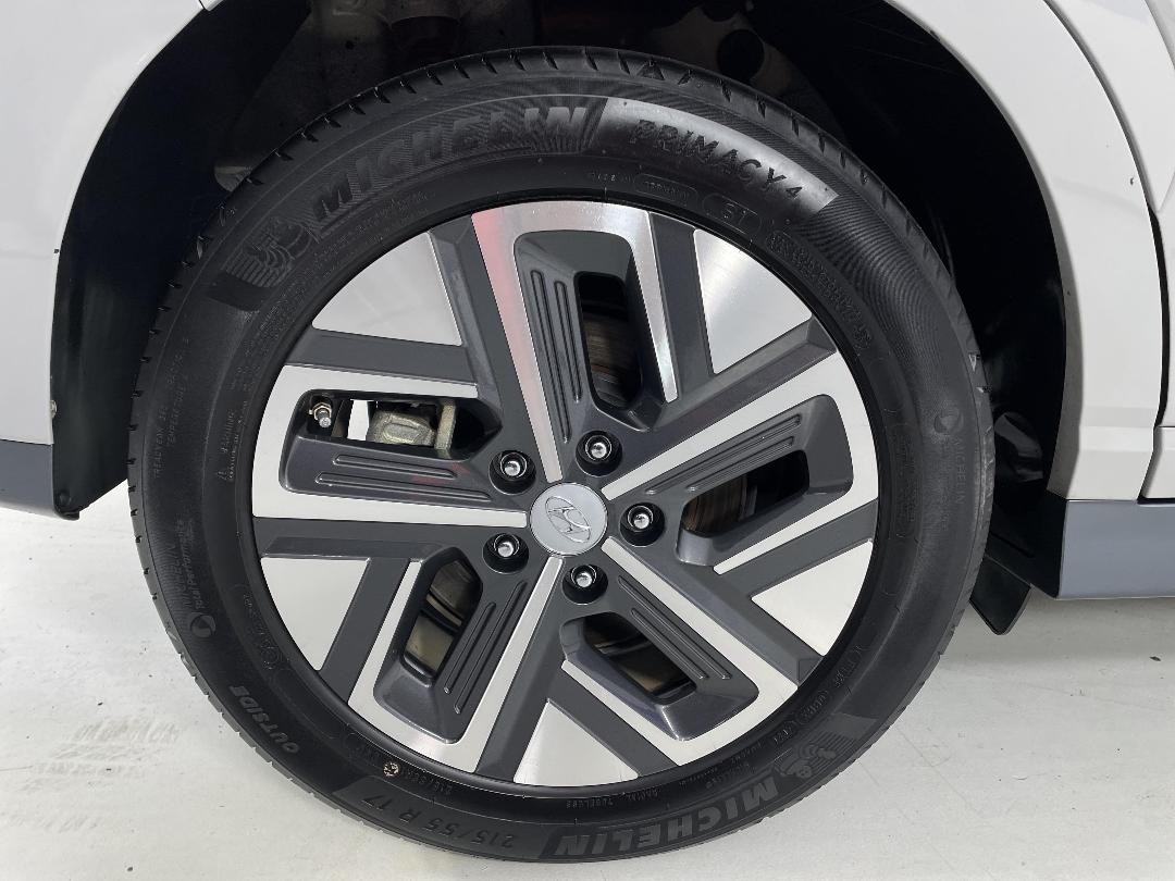 Photo '12' of Hyundai Kona