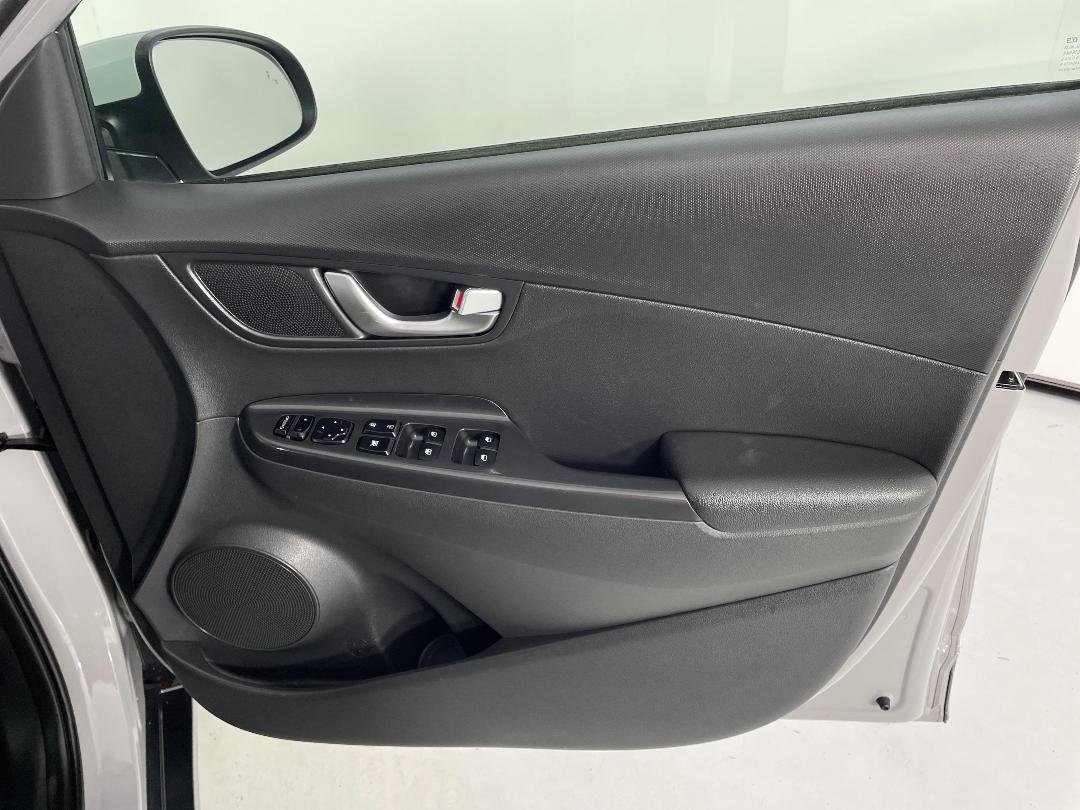 Photo '15' of Hyundai Kona