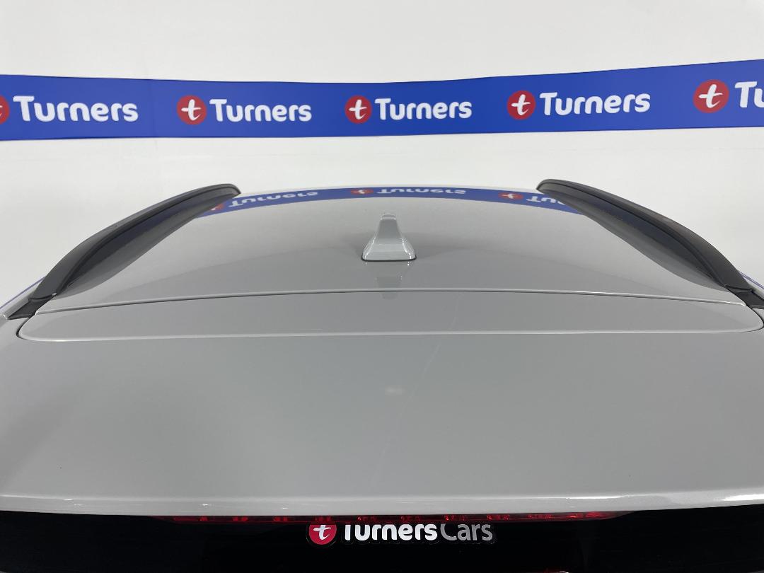 Photo '32' of Hyundai Kona