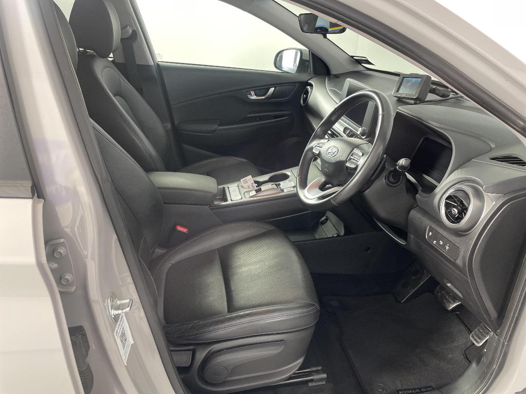 Photo '16' of Hyundai Kona