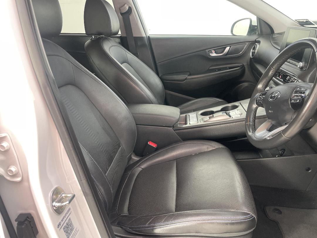 Photo '16' of Hyundai Kona