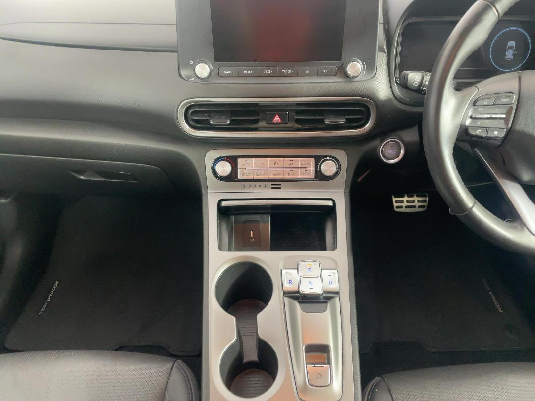 Photo '18' of Hyundai Kona