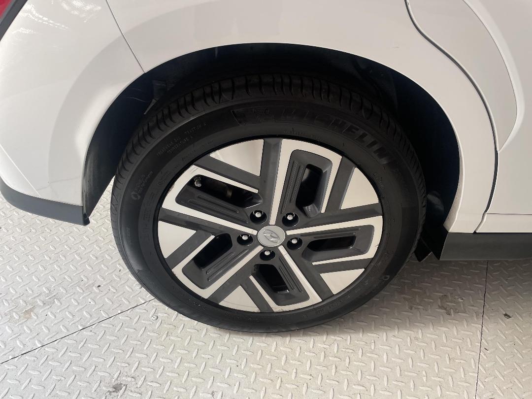 Photo '12' of Hyundai Kona