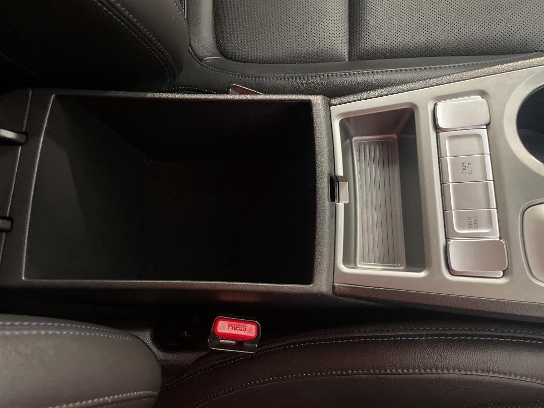 Photo '33' of Hyundai Kona