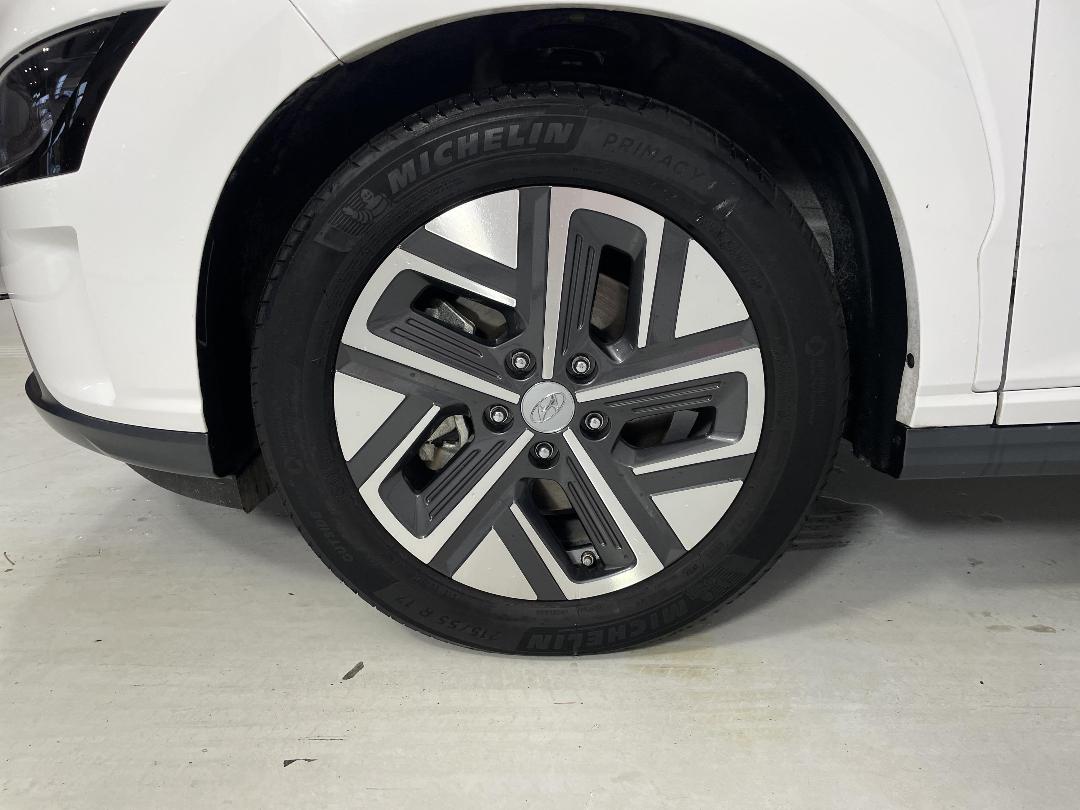 Photo '10' of Hyundai Kona