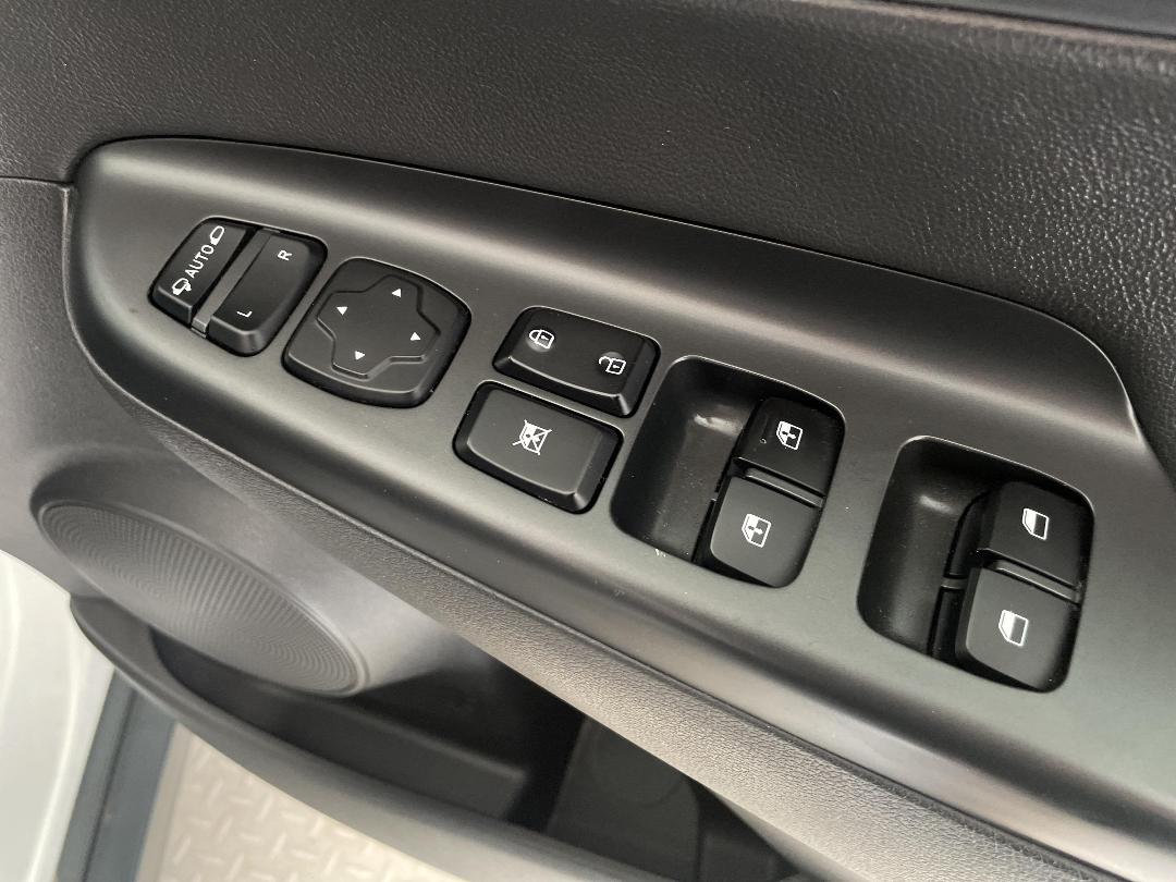 Photo '24' of Hyundai Kona Photo '24' of Hyundai Kona