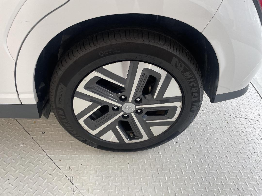 Photo '11' of Hyundai Kona Photo '11' of Hyundai Kona